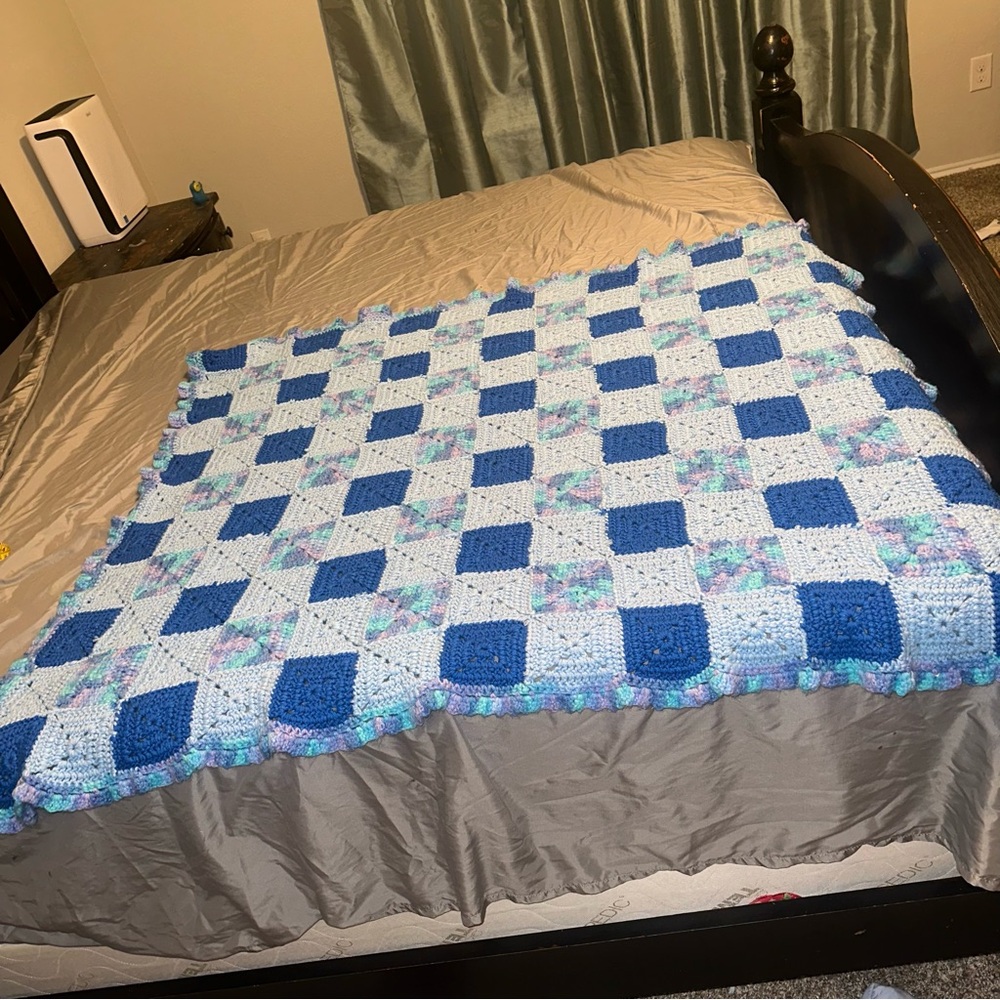 Granny Square Afghan Crochet Knit Throw Blanket Blue 50 X 59 Winter Comfy Warm - Picture 2 of 10